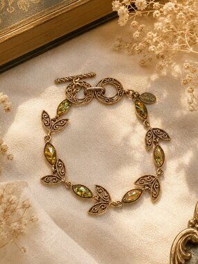 Stunning Vintage Cookie Lee Filigree Toggle Bracelet